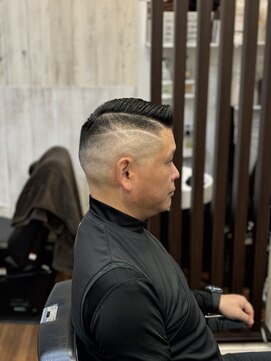 ライズヘアー(RISE HAIR) スキンフェード