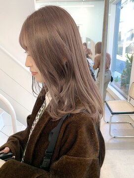 シキ 渋谷(siki) ハイトーン/ブリーチ/レイヤーカット/シアーカラー/渋谷/原宿