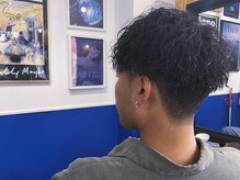 オーダー:癖で広がるからパーマかけて抑えて