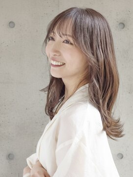 アッシュ 立川店(Ash) 立川/脱白髪染めハイライト×髪質改善で白髪を活かす大人艶髪へ