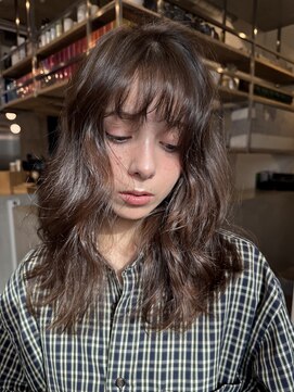 イミ(imi) ウェーブスタイル/透明感カラー/似合わせカラー