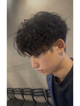 コア 新宿(CORE) シャドウパーマ