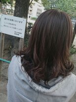 ファイ カラースタジオ(PHI COLOR STUDIO)&nbsp;【イエローアンダートーン】パーカーをお召しの常連様のアッシュ