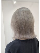 リベルテ 岡崎店(Liberte)&nbsp;【ホワイトベージュ】外ハネスタイル