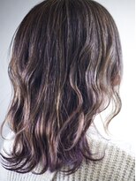 アウラ&nbsp;ハイライト×インナーカラー