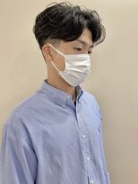 ナチュラルニュアンスパーマ　前下がりセンターパート