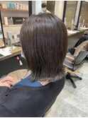 スモーキーグレージュ