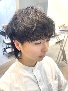 ロミーオム 本厚木(ROMMY. Homme) シャドウパーマ　波巻きツイストスパイラルパーマメンズカット