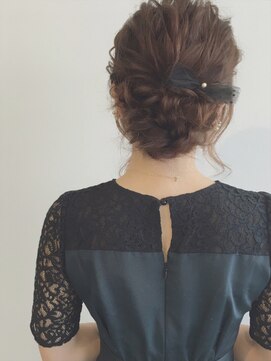 クールブ(Courbe) お呼ばれアレンジ♪