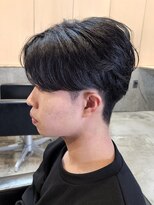 ニアウ 伊勢崎連取店(Niau)&nbsp;刈り上げセンターパートニュアンスパーマ