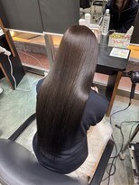 ヨンセンチメートル 野々市店(4ｃｍ)&nbsp;艶髪【髪質改善/縮毛矯正/トリートメント】