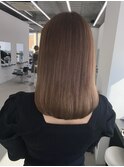 うるツヤストレート×セミロング｜ショコラブラウン