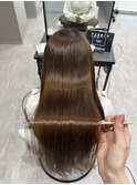雨の日もまとまる上品ストレート