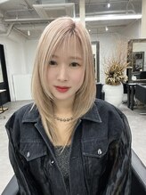 リラ(LILAC) 高畑 汀