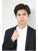 立ち上げバングのビジネスメンズショートヘア