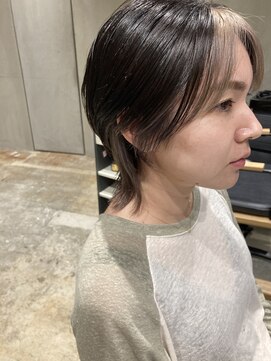 ビビト(bibito) bibito ウルフカット　前髪カラー　インナー　ハイライト