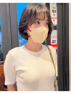 アトリエ エス atelier es HAIRDESIGN 韓国風ボブ/ふんわりショートボブ/上品ボブ/顔周りレイヤー/小顔