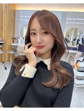 アフロートリノ(AFLOAT Leino) 大人かわいいくびれヘア　レイヤーカット　顔まわりカット