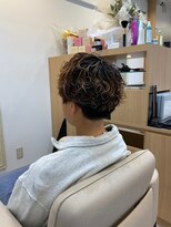 オナー(honor)&nbsp;20代30代メンズスパイラルパーマ