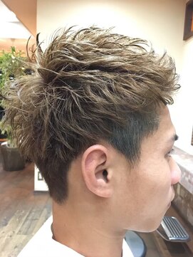 エイル 江坂(Eir) メンズ/メンズカット/メンズパーマ/ニュアンスパーマ/江坂/眉毛