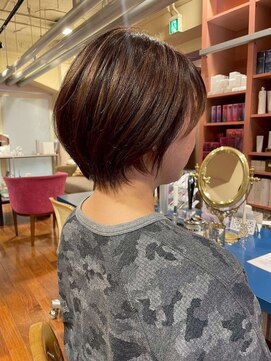 サボ(sabo) 韓国ヘア/顔まわり/デザインカラー/レイヤー/透明感カラー