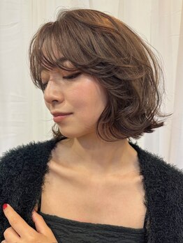 【麹町2分/四ツ谷6分】変化していく髪質を適切にケアし、大人の魅力を醸し出す上品で美しいスタイルに…♪