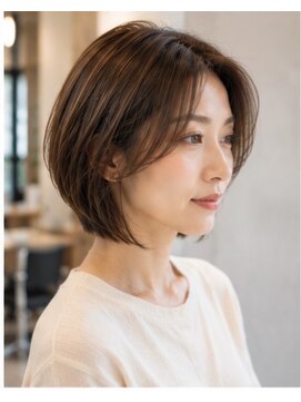 アースオーセンティック 小平店(EARTH Authentic) 前下がりショートボブ