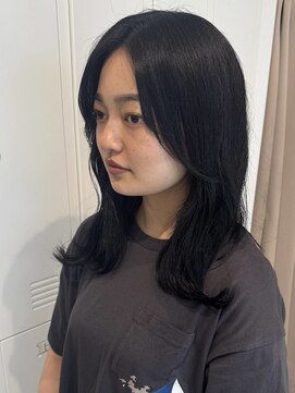 ウルカ 北浦和西口店(ulQua) くびれミディ×ブルーブラック
