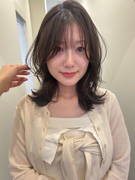 ウシワカマル ミライ(USHIWAKAMARU MIRAI) ミディアムレイヤー/透明感グレージュ
