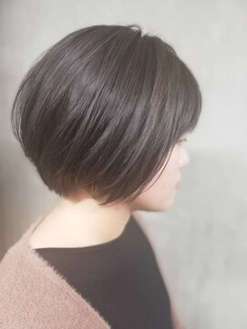 ニーム(NEEM) ひし形ショートボブ