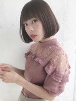 ルティア(Lutia) ピンクベージュ まとまりボブ