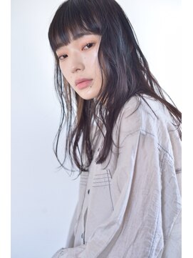 エールバイボヌール(Ere by Bonheur) モードカジュアル　黒髪パッツン前髪　ダークブルーアッシュ