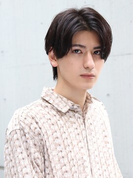 ネイビー(NAVY) 毛流れニュアンスパーマ センターパート