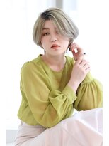 シロフ シンジュク(shirof shinjuku) ハイトーンショート/大人可愛い前下がりショート
