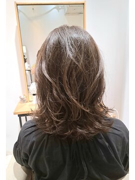 ヘアリゾート粋 リマ 銀座店(lima) 抜け感たっぷりレイヤー外ハネボブ