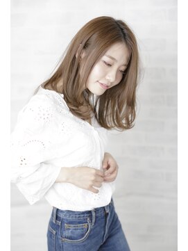 ルルディ バイ アフロディーテ銀座(luludi by APHRODITE) デザインカラー/レイヤーカット/オリーブベージュ/銀座