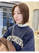 スニュウ(snuw)&nbsp;切りっぱなしボブ小顔カットグレージュミルクティ