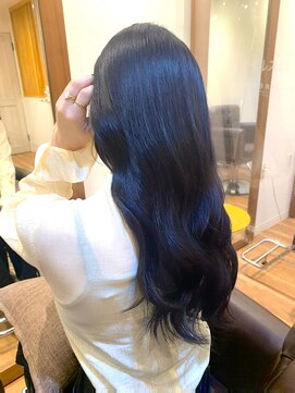 ヘアサロン ミロ(Hair Salon MIRO) ブルーブラック/韓国
