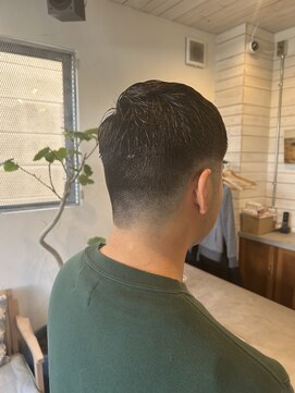 リーシュ(LEASH) メンズ　フェード