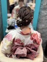 リエラ 新宿(RIERA)&nbsp;浴衣にオススメ　サイドお団子ヘア