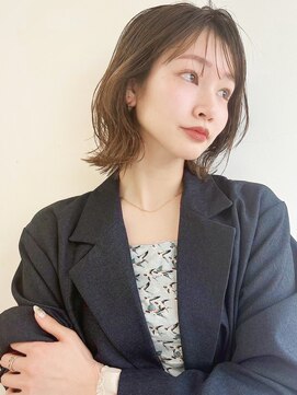 ホフ 大阪心斎橋店(F.O.F) ブリーチグレージュベージュショートボブショートレイヤー学割