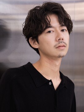 ルーシー 川越(LUCEY) センターパートフェザーパーマシャドウパーマメンズパーマ