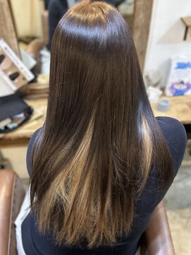 クオリア(QUALIA) 艶髪ミルクティインナーカラー/柏