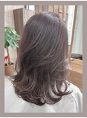 大人レイヤー/明るめカラーで白髪ぼかし/オリーブベージュ