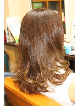 ケルア(KELUA) 【KELUA】ゆるツヤカール＆シャンパンベージュ