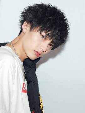 リップス 池袋(LIPPS) スパイラルツイストパーマ黒髪ツーブロック