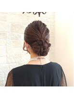 ヴァン カウンシル 川口店(VAN COUNCIL)&nbsp;パーティーアレンジ　シニヨンスタイル