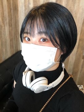 アルム(hair salon Alum) ショートボブ　暗髪×透明感カラー　コバルトブルー