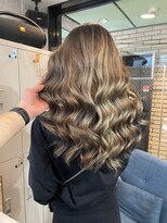 ラフ(LAFF)&nbsp;#黒髪#ボブルフ#ネビージュ#小顔#ワンレン