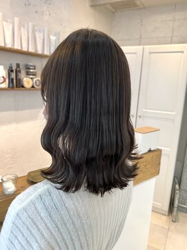 センスヘア(SENSE Hair) お手入れ簡単！ミディアムスタイル